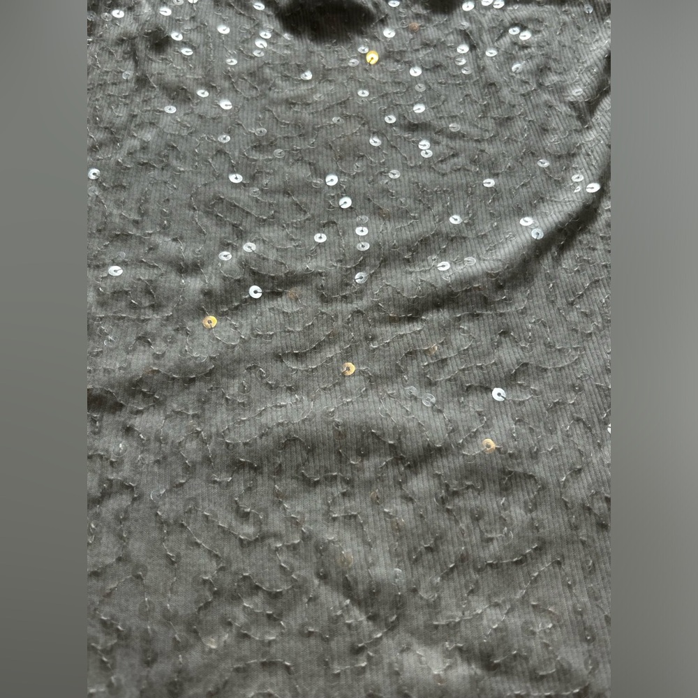 Express Off-White Ribbed Sequin Tank Top - Picture 5 of 9